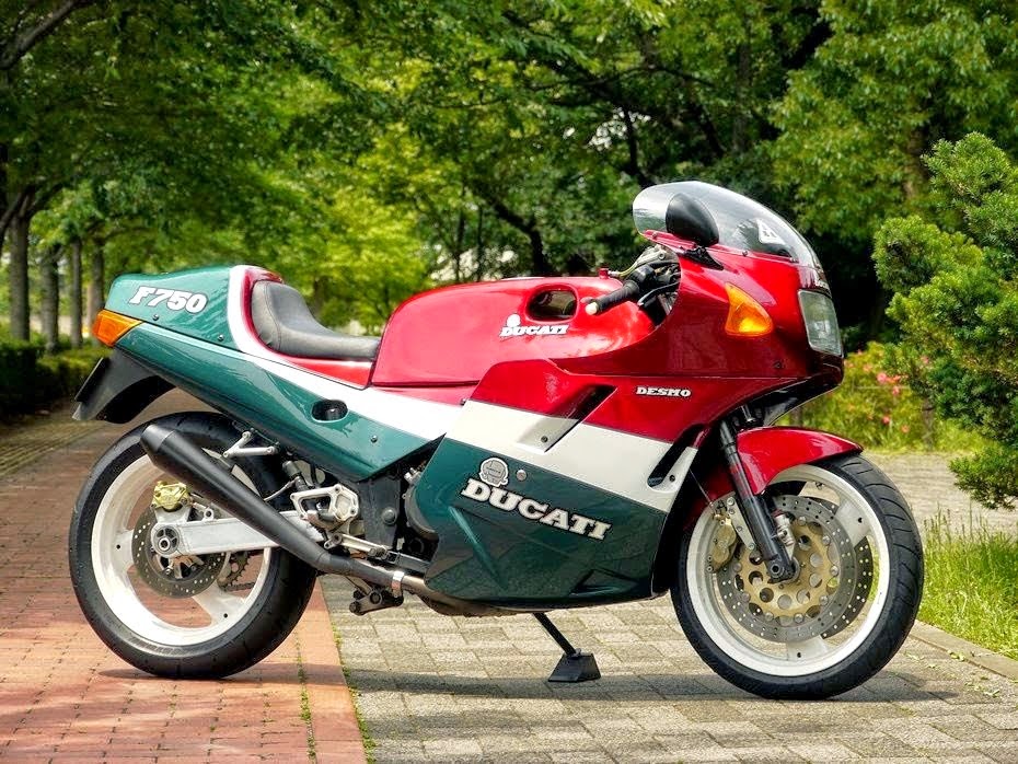 04. Ducati Desmo F750.jpg