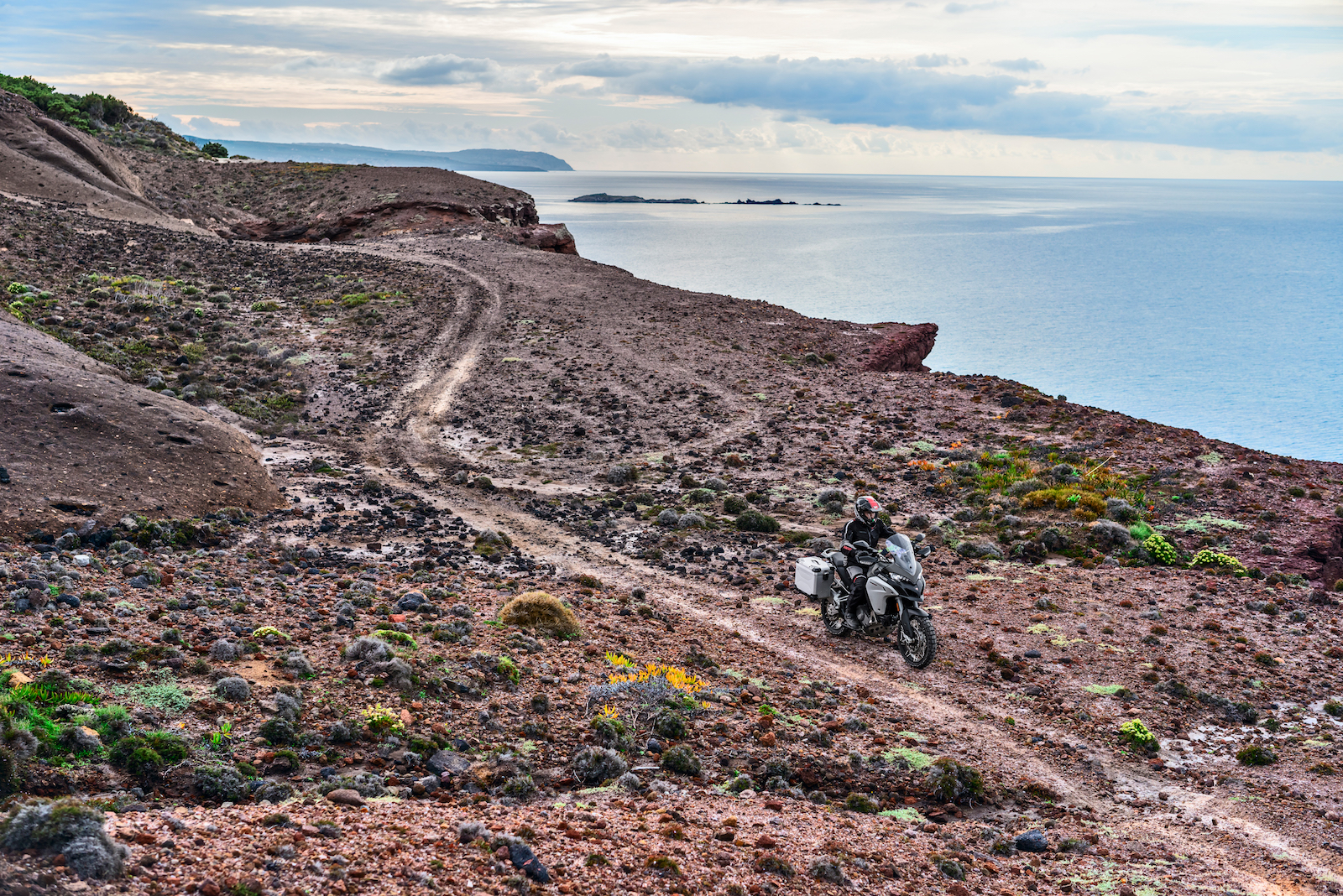 1-20 MULTISTRADA1200 ENDURO.jpeg