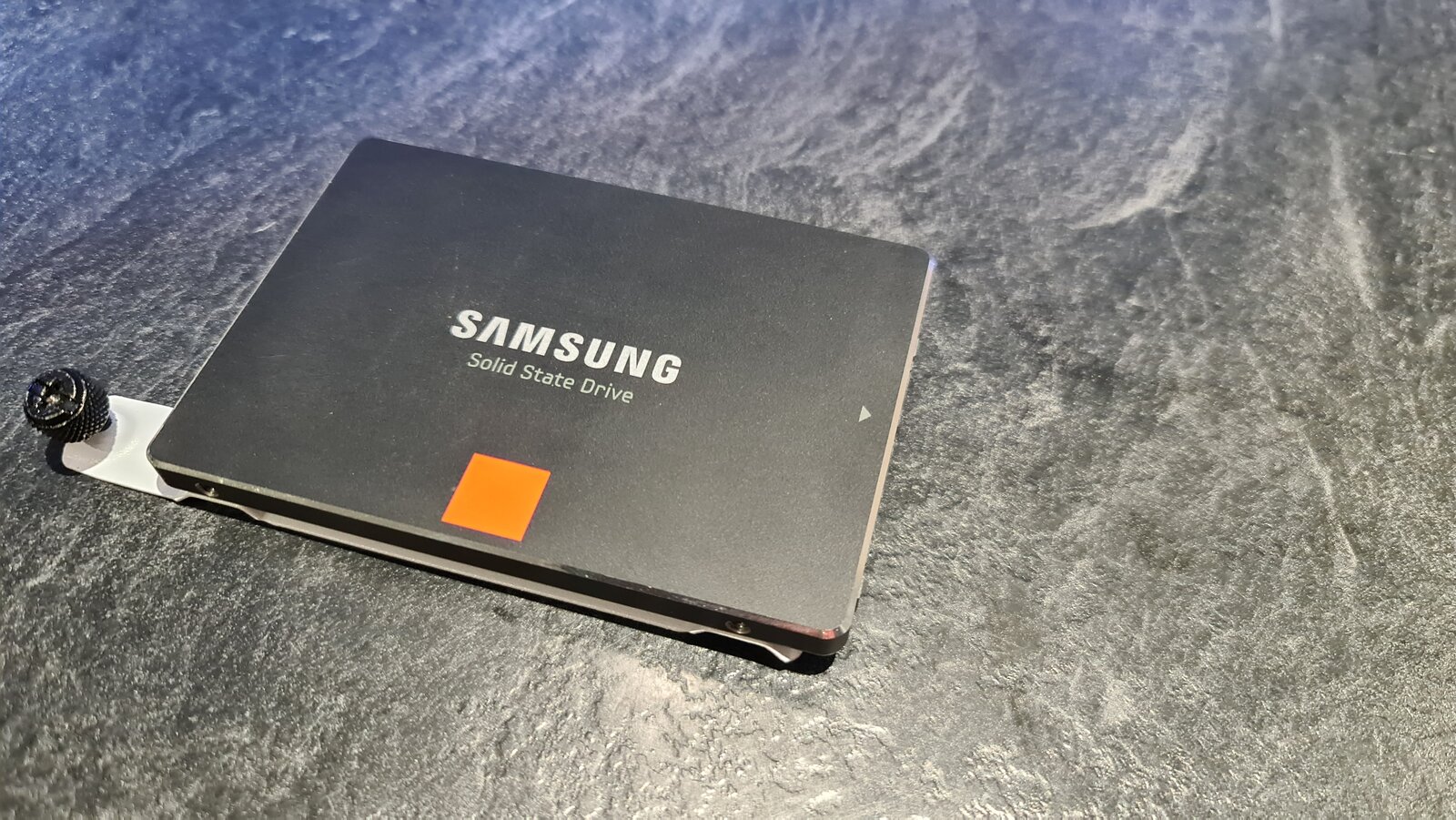 128GB SSD.jpg