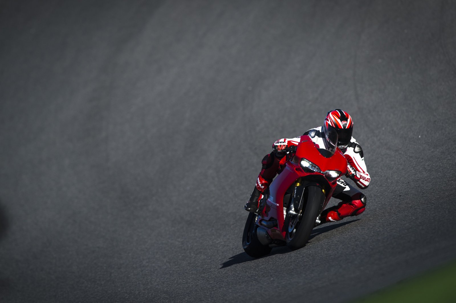 13-1299PanigaleS_KitPerformance_78.jpeg