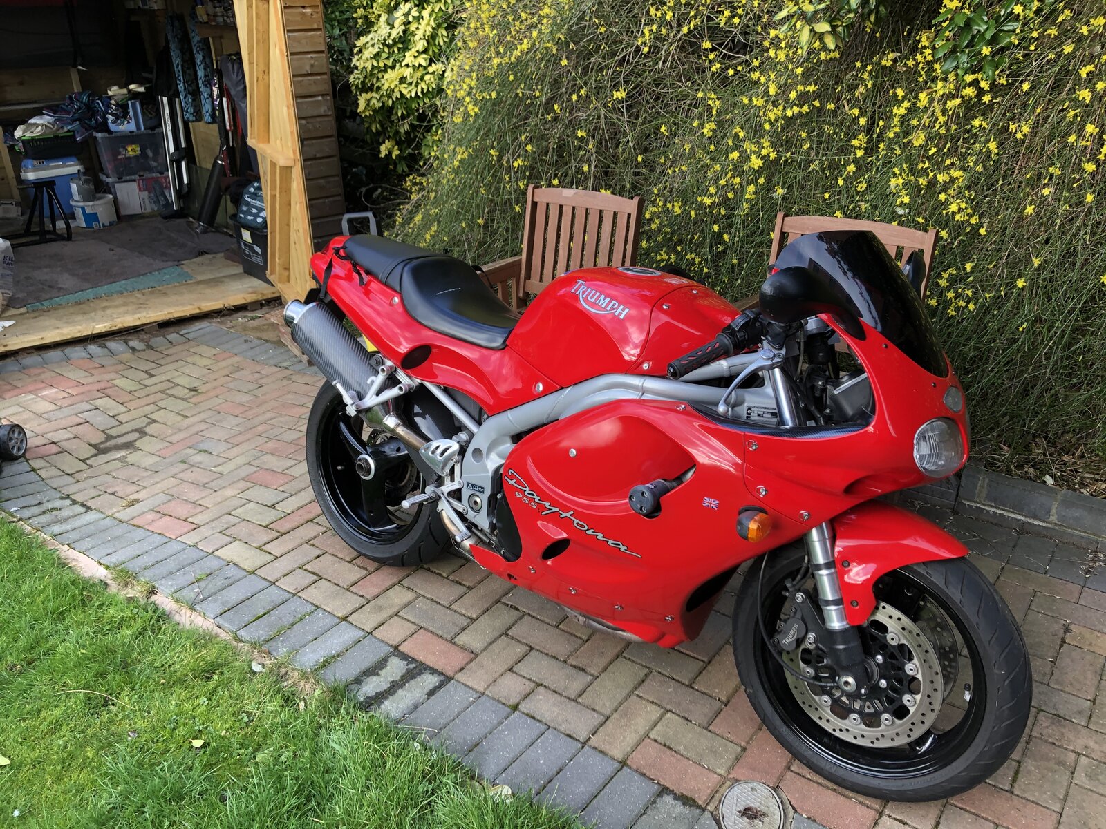 Triumph daytona for sale best sale near me