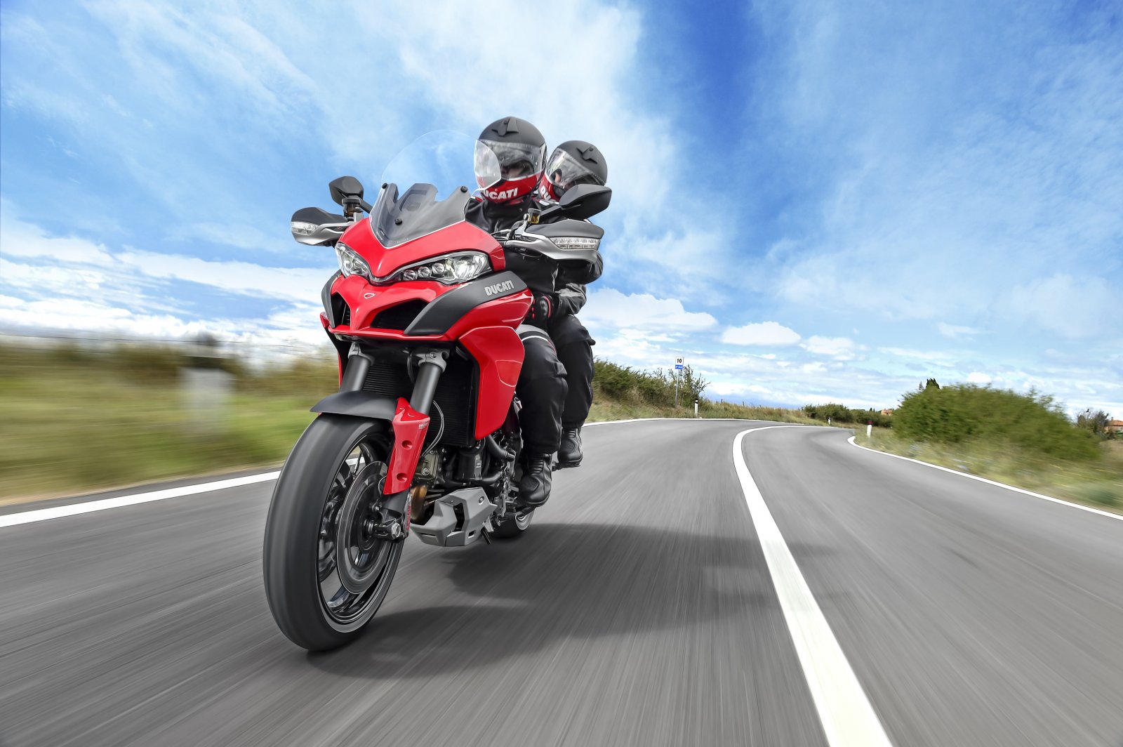 Ducati Multistrada 1200s РѕР±РѕРё