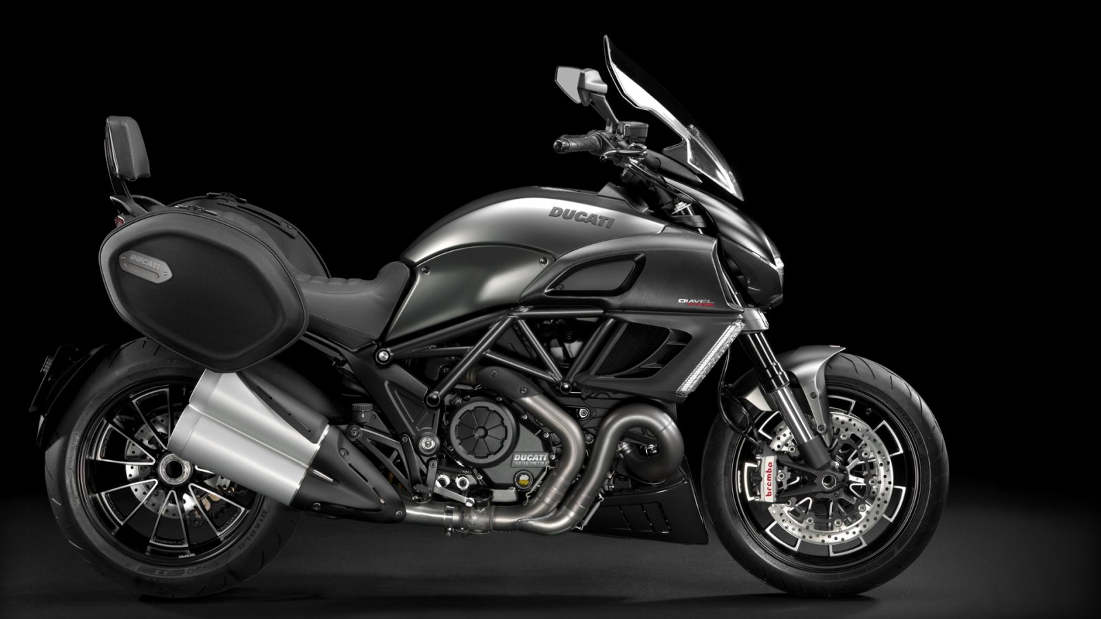 2013-ducati-diavel-strada-the-touring-diavel_1.jpg