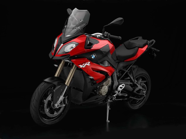 2015-BMW-S1000XR-12.jpg