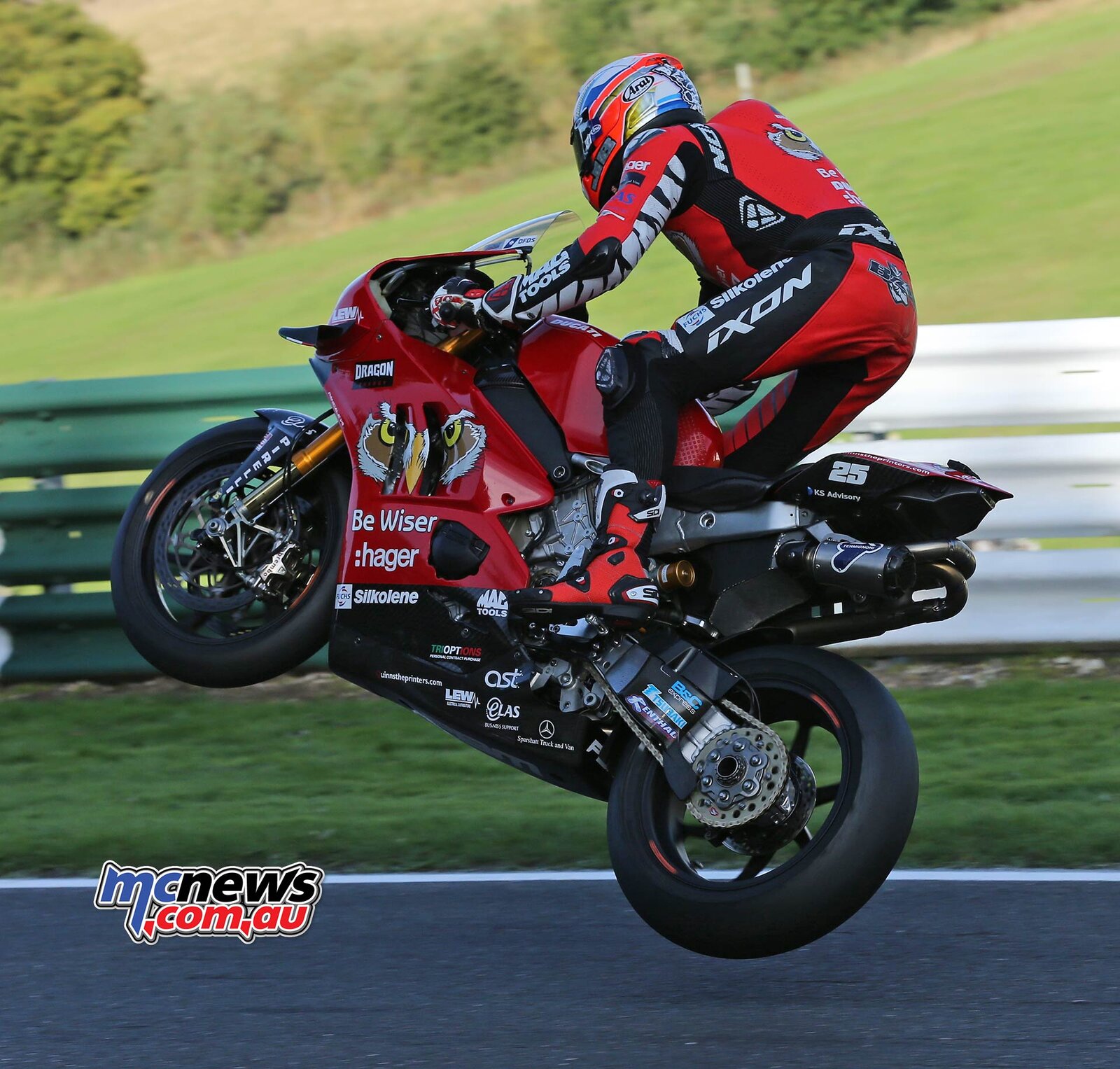 2019-BSB-Cadwell-Park-Test-Josh-Brookes-15.jpg