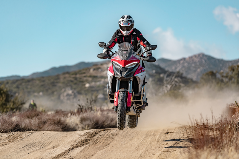 2021-Ducati-Multistrada-V4-S-First-Ride-Review-15.jpg