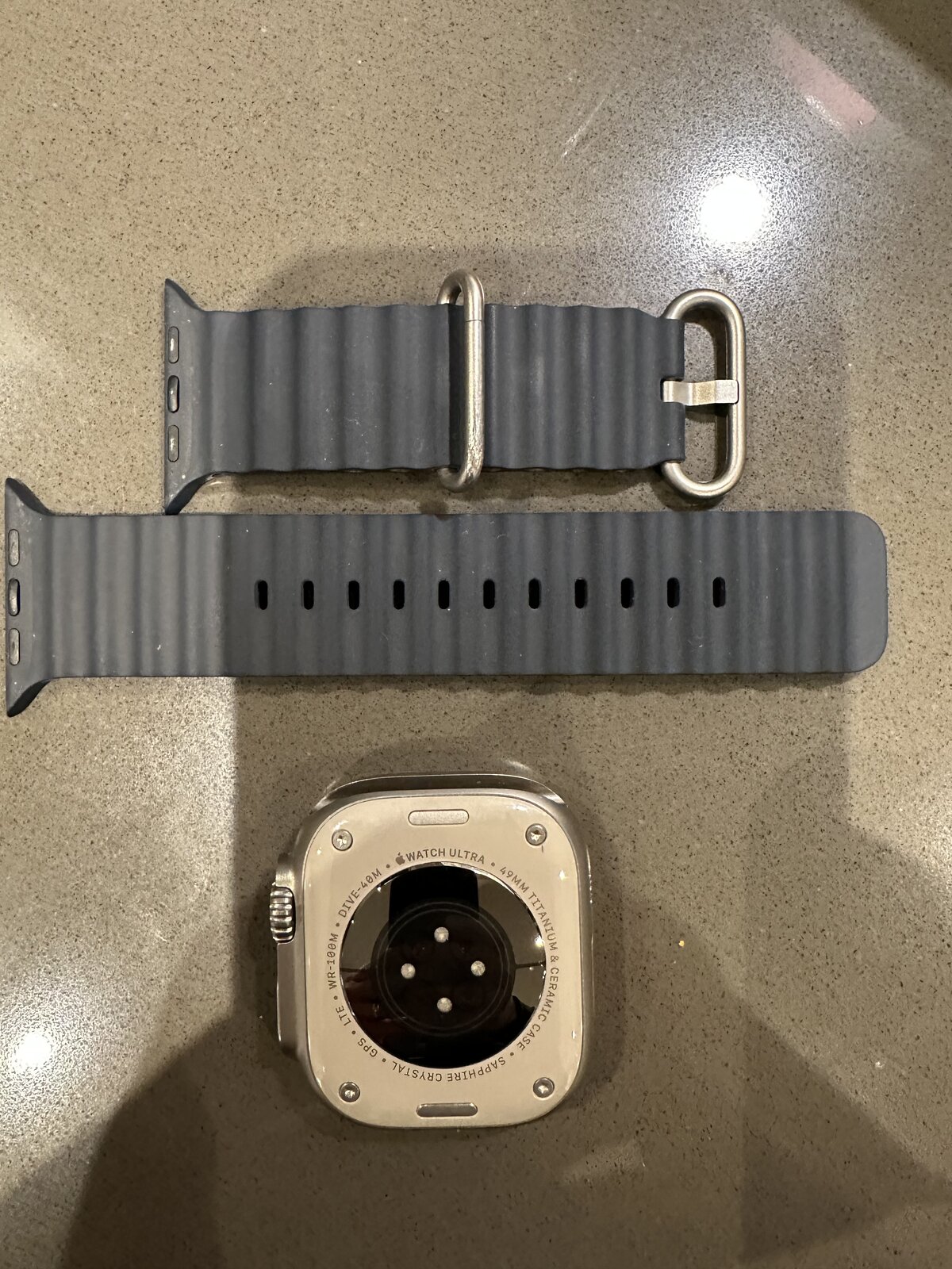 Apple Watch Ultra - 49mm Titanium With Midnight Ocean Band 