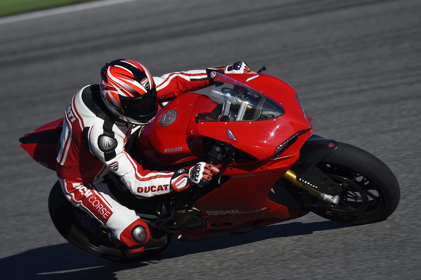 29-1299PanigaleS_KitPerformance_18.jpeg