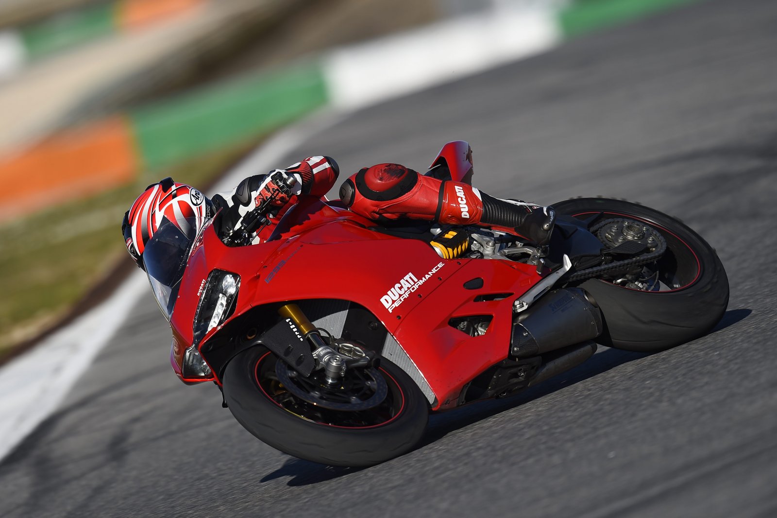 30-1299PanigaleS_KitPerformance_16.jpeg