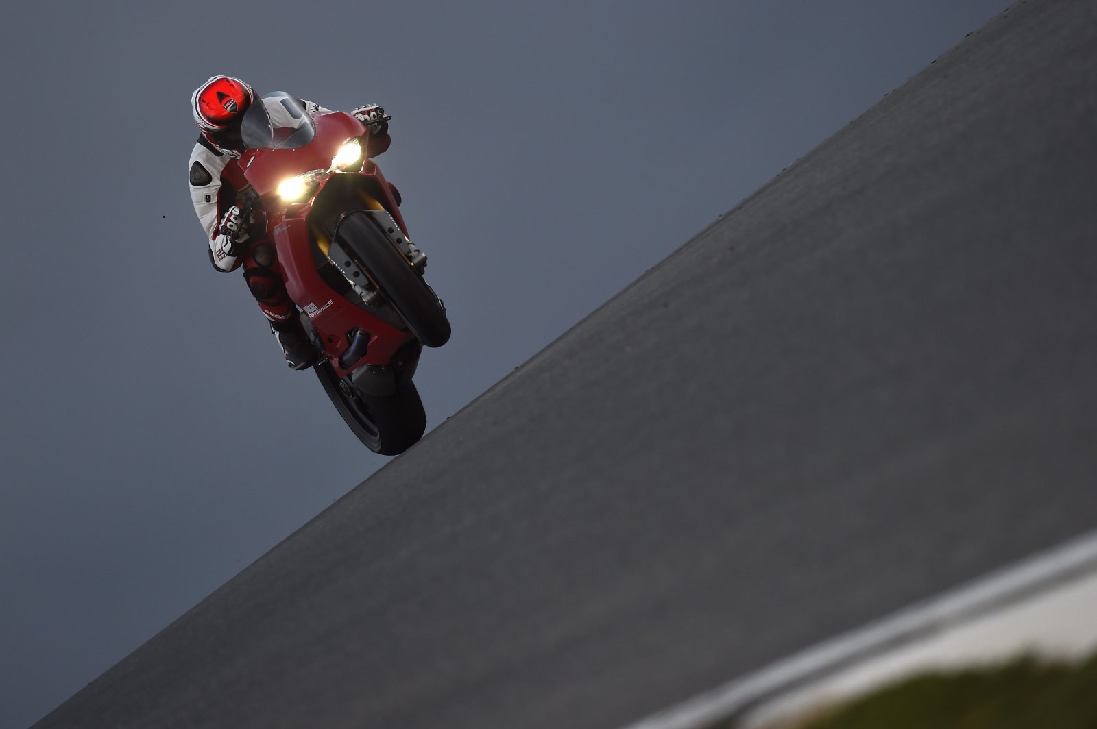 31-1299PanigaleS_KitPerformance_11.jpeg