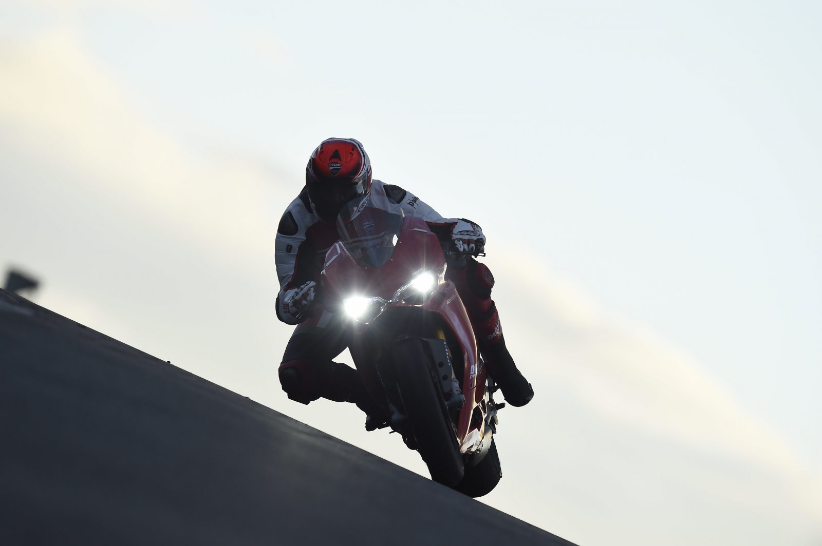 34-1299PanigaleS_KitPerformance_04.jpeg