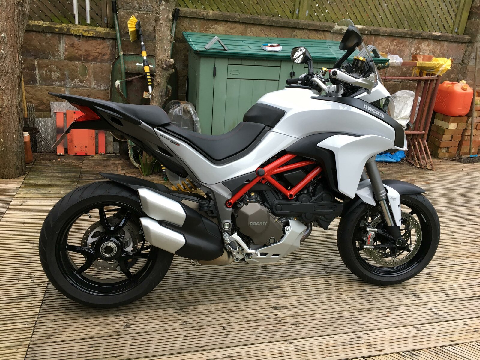 Multistrada tail online tidy