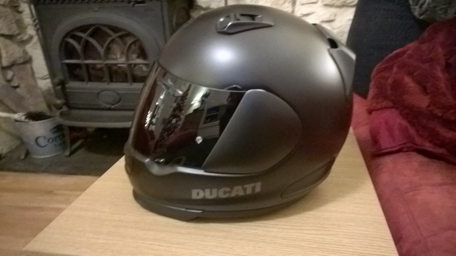 Arai best sale rebel ducati