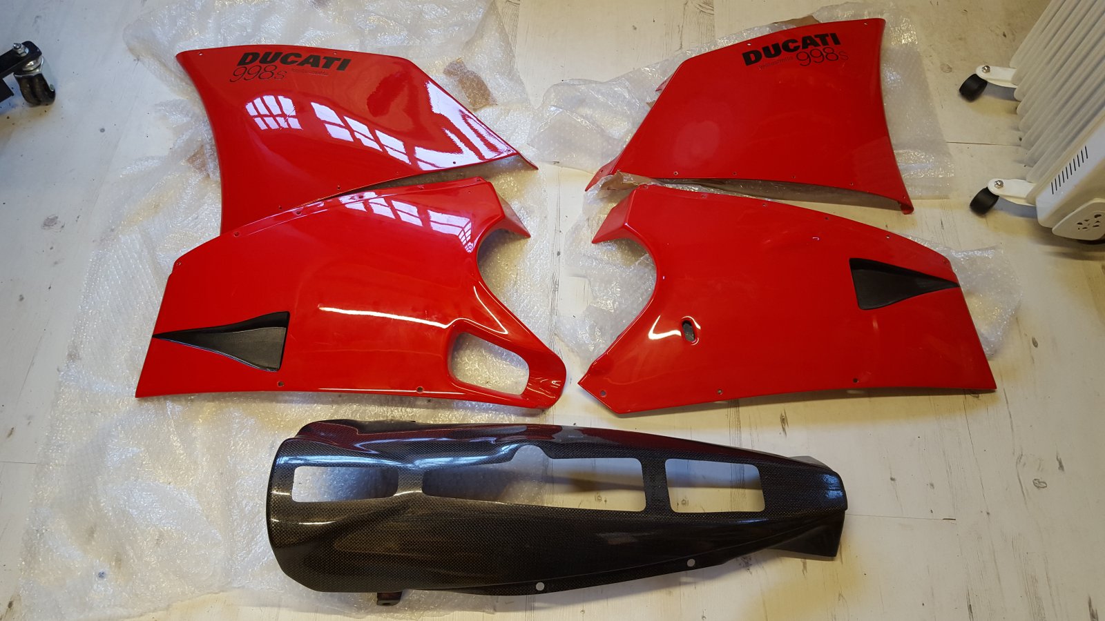 998s fairing L R upper lowwer bellypan.jpg