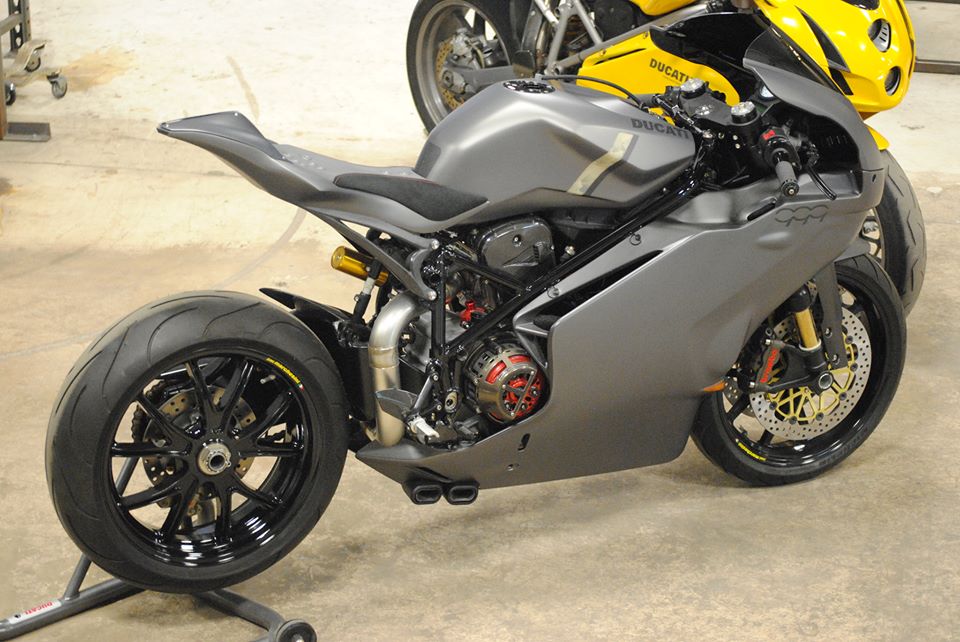 AA-Ducati-999-02.jpg