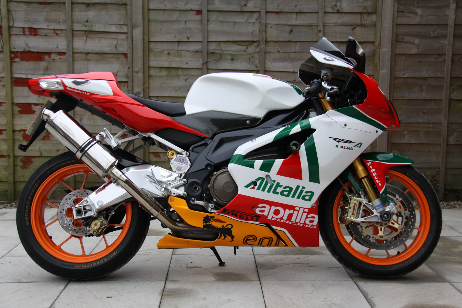 Aprilia RSV1000R Mille Factory - Limited Edition - Max   Biaggi.JPG