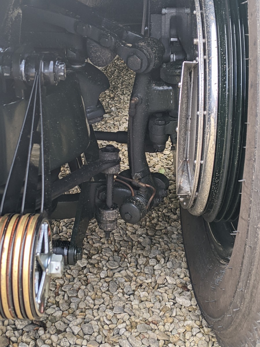 bentlyFront Axle.jpg