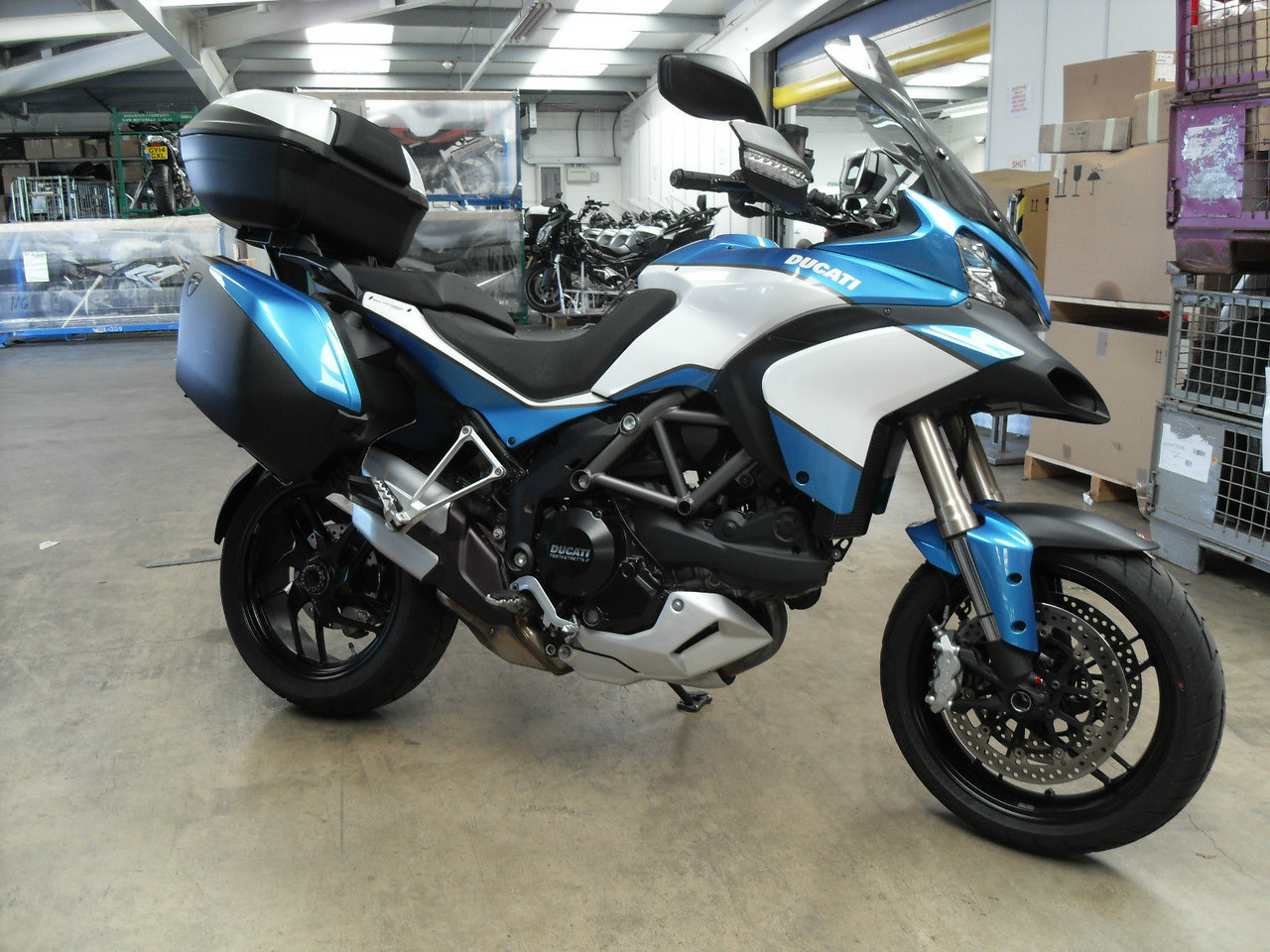 blue_multistrada_1200-X2.jpg