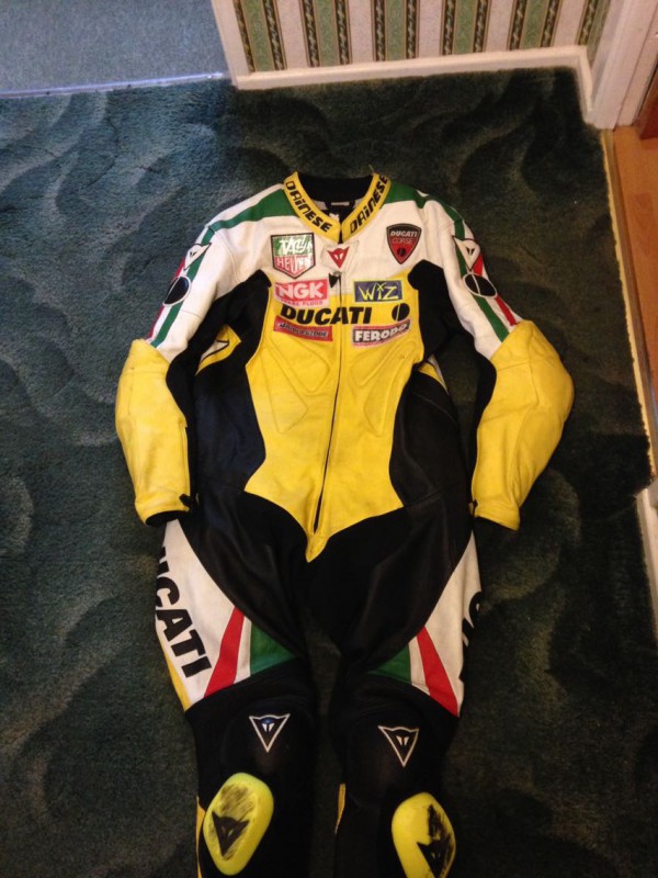 dainese 1.JPG