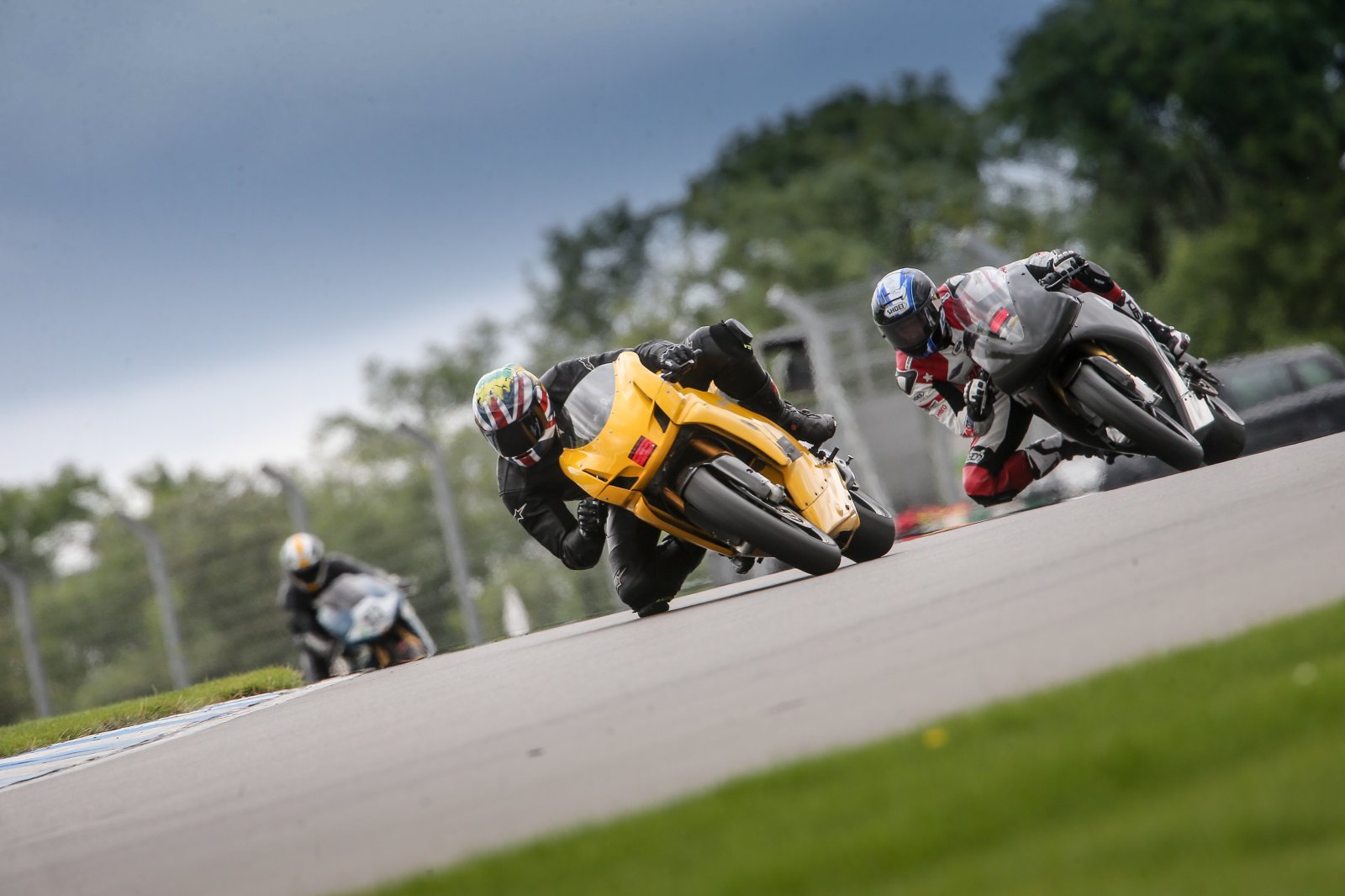 downloadh_010914_0207_donington_park.jpg