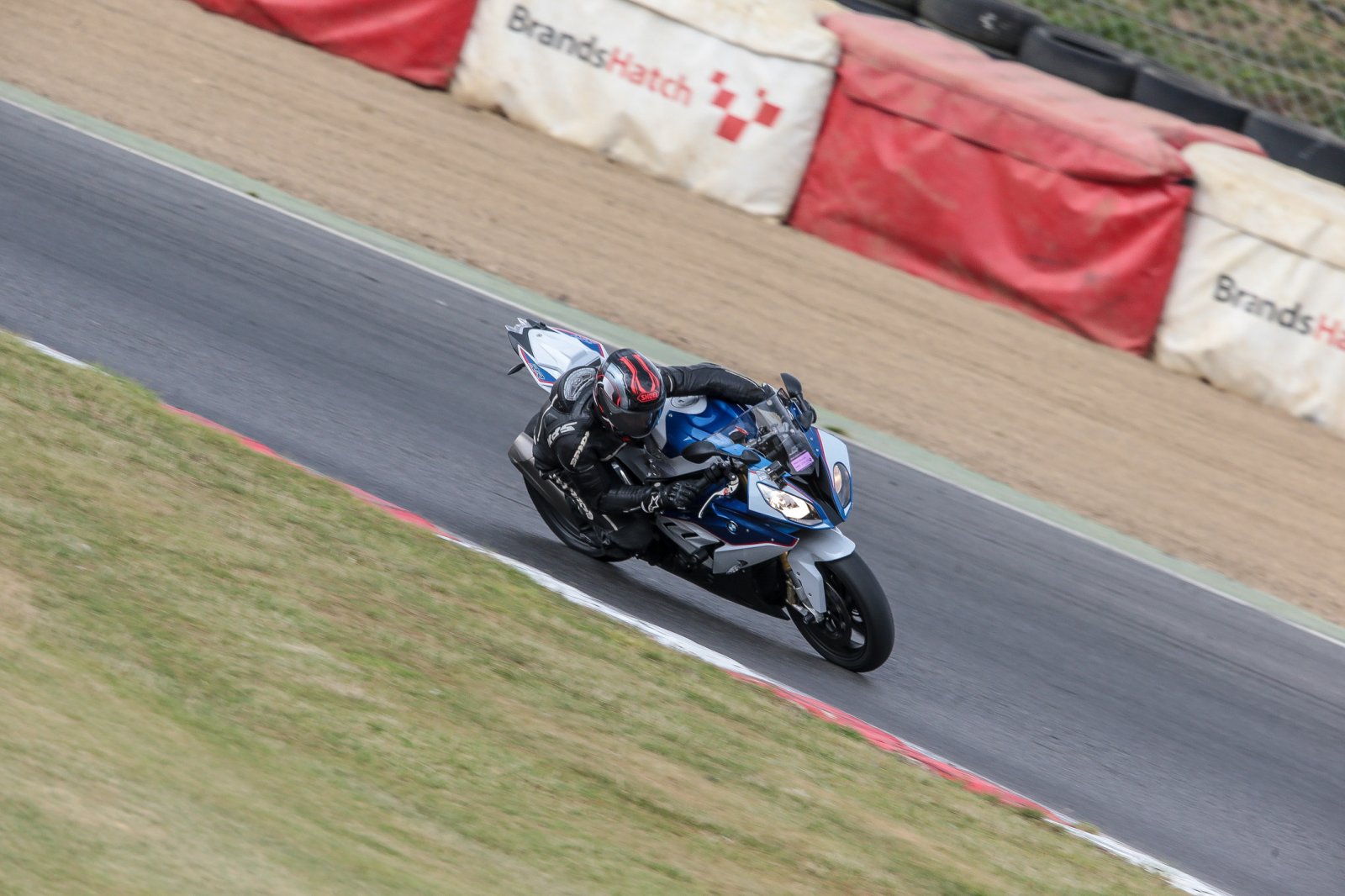 downloadz_210716_2080_brands_hatch.jpg