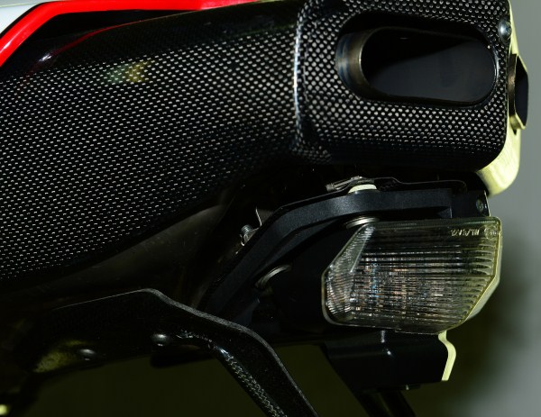 DT 008 carbon heat shield light.jpg