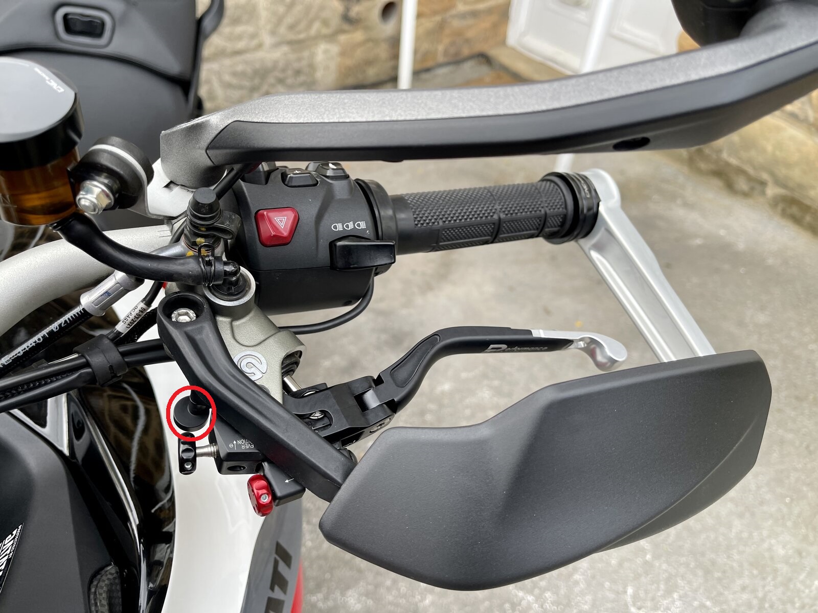 Ducabike lever cam.jpg