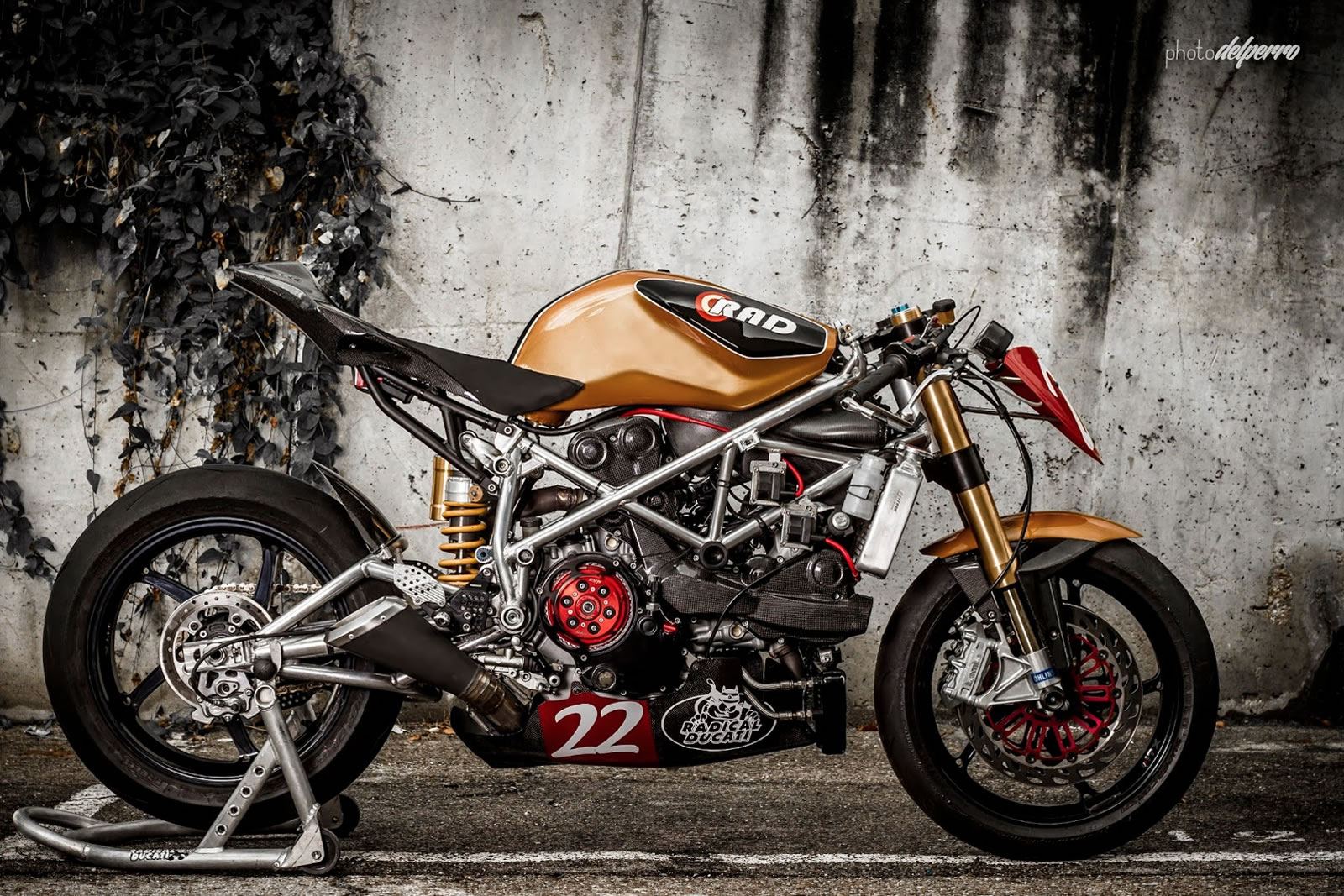 Ducati-1198-SP-custom-by-Radical-Ducati-1.jpg