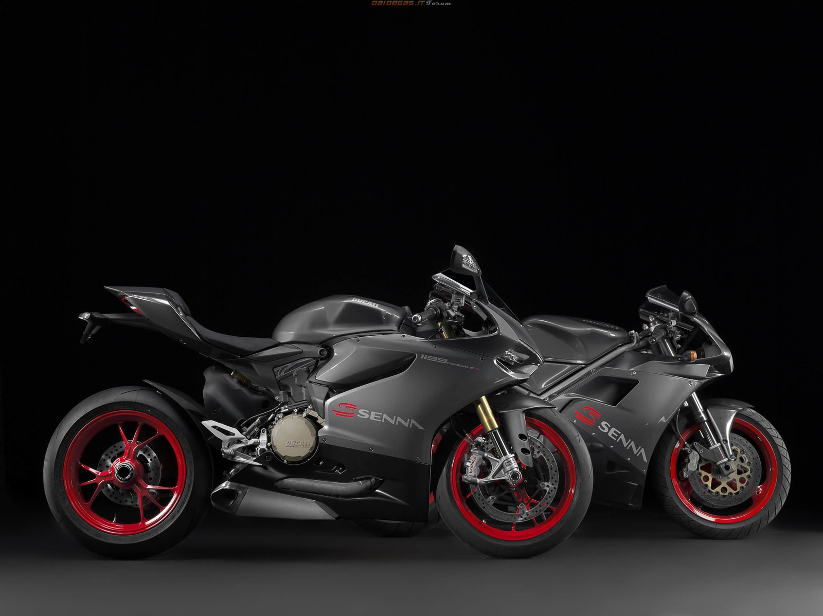 ducati-1199-panigale-senna-colori.jpg