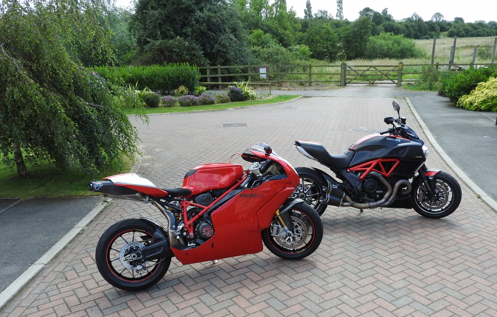 Ducati 749 & Diavel - Side view - High Up - 2nd July 2017.jpg