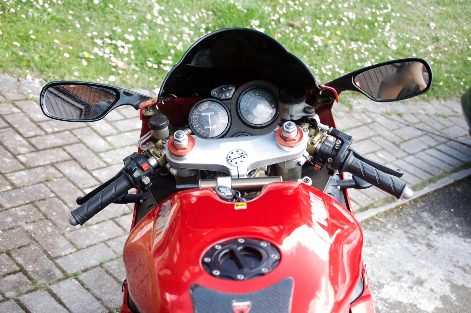 Ducati - 8.jpg