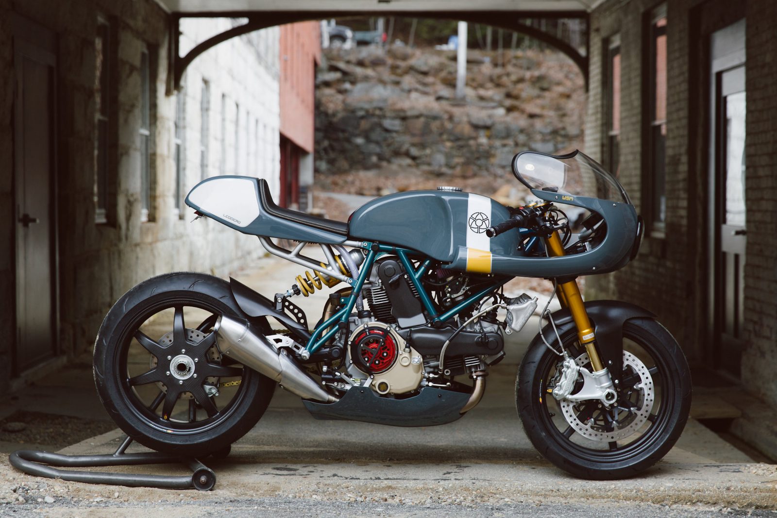 Ducati-Custom-Motorycle-Leggero-1600x1067-1.jpg