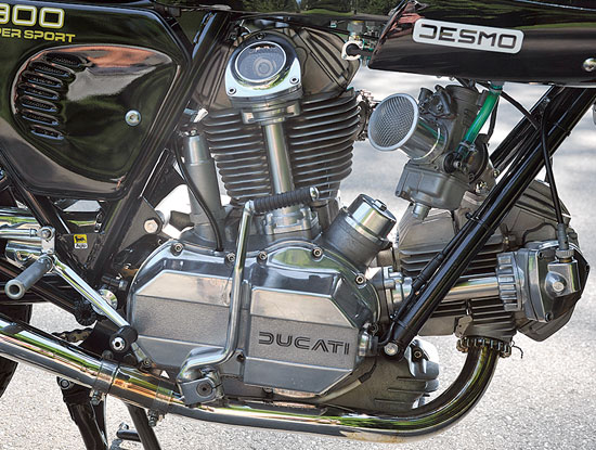 Ducati-Engine-Right.jpg