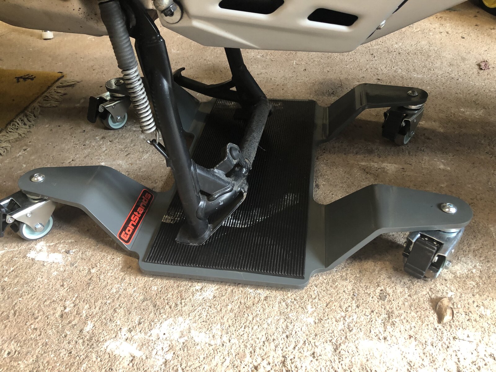 Ducati Mover Dolly - Constands.jpg