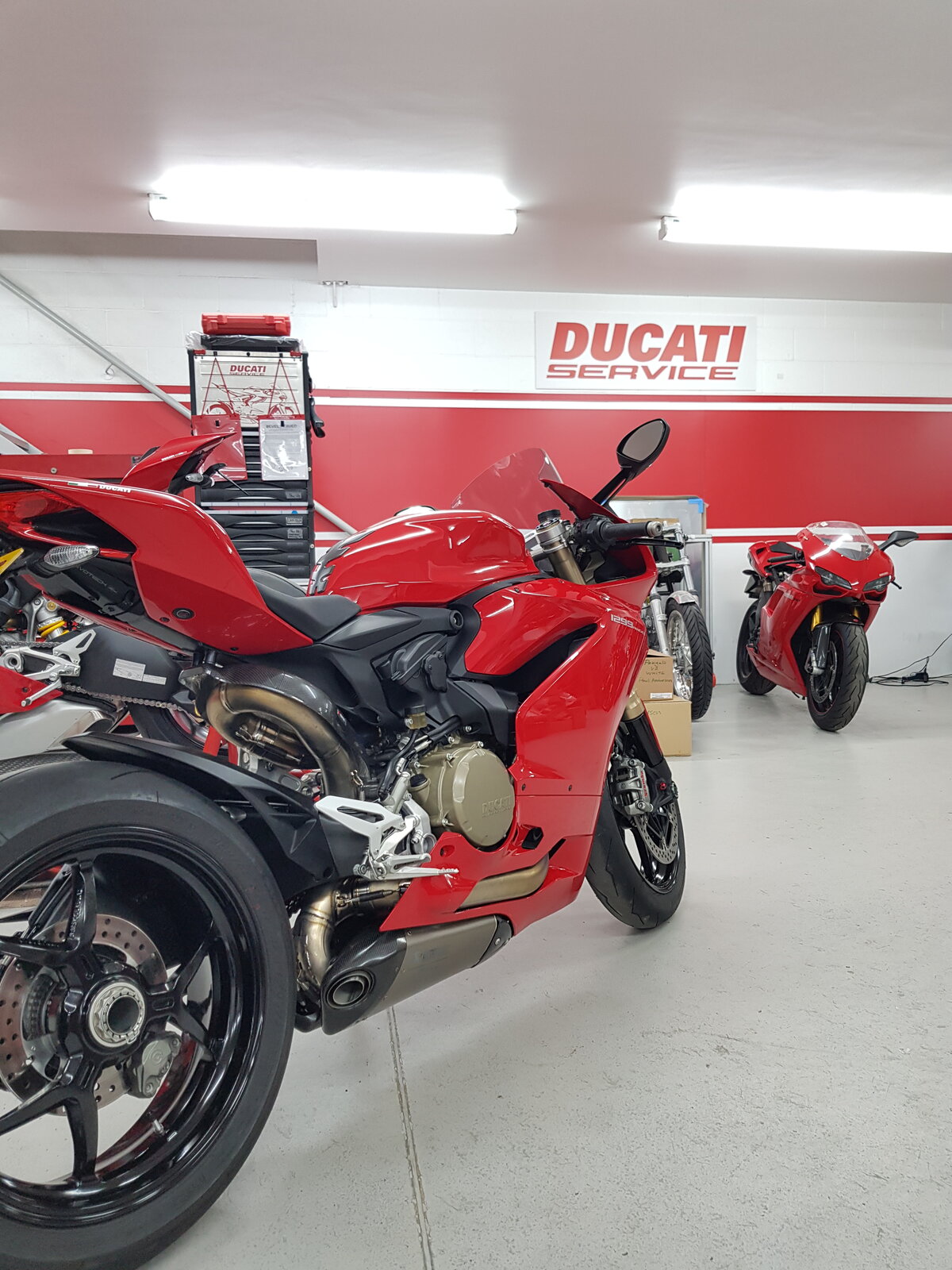 Ducati new exhaust 2.jpg