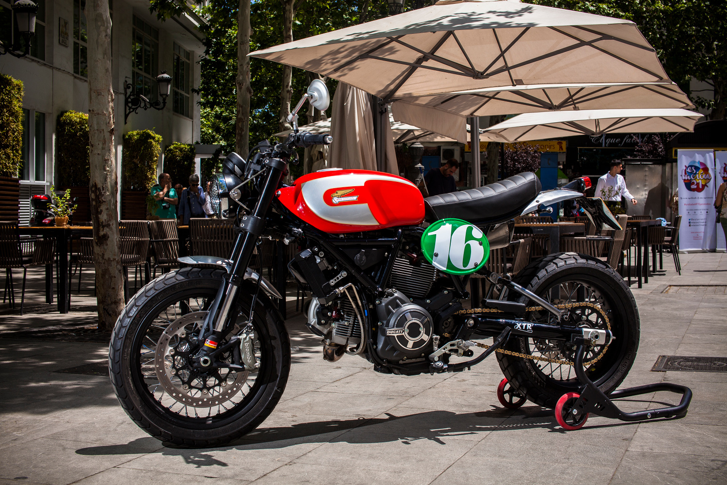 Ducati-Scrambler-Cafe-Racer-5.jpg