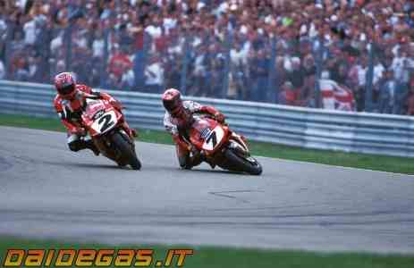 ducati-wsbk-carl-fogarty-pierfrancesco-chili-crash.jpg