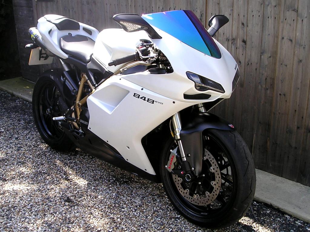 ducati12814_zpsb7632bc4.jpg