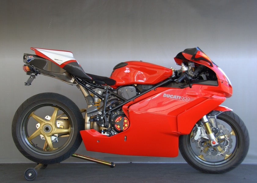 Ducati_20999.jpg