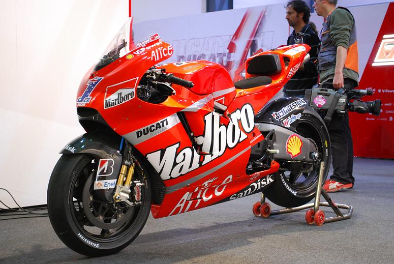 Ducati_Desmosedici_GP8.jpg