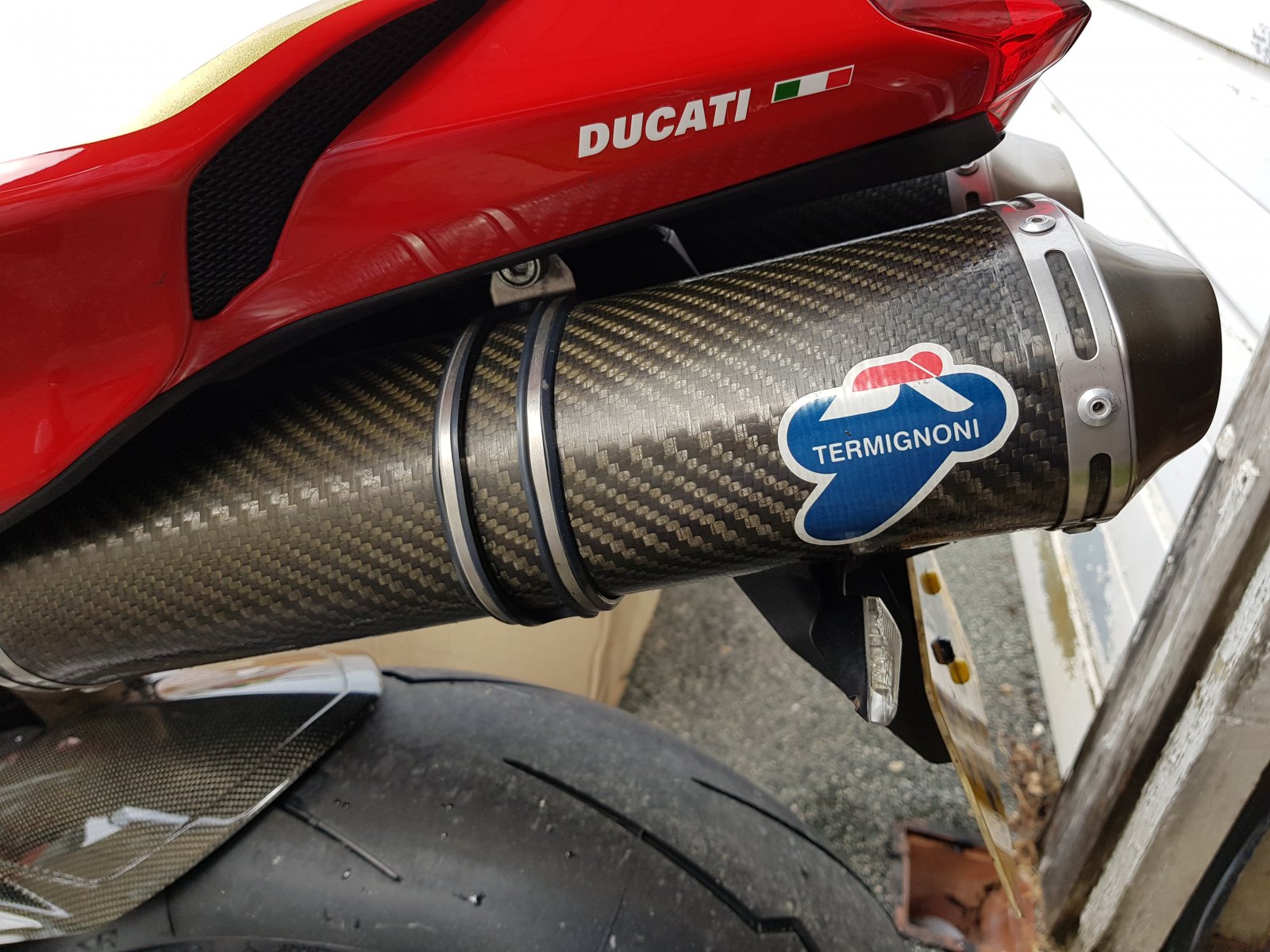 ducatiexhaust3.jpg