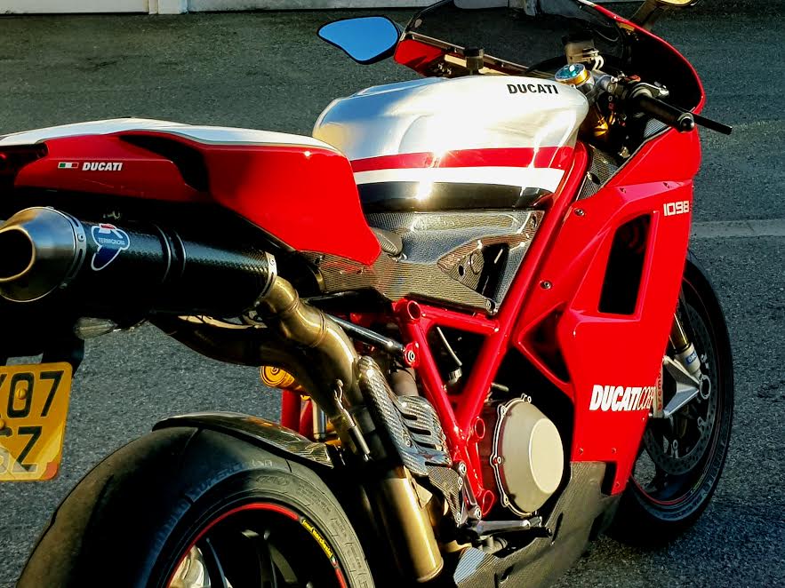 ducatimoneyshot4.jpg