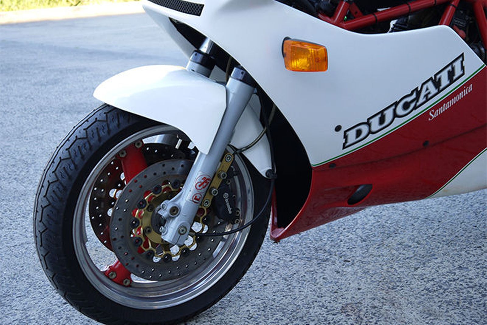 front wheel 1988-ducati-750-f1-santamonica-motorcycle-ltd-edition.jpg