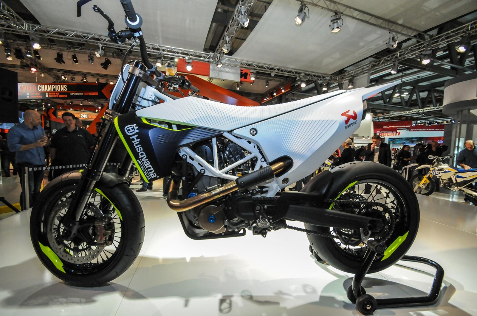 husqvarna-701-concept-eicma-7.jpg