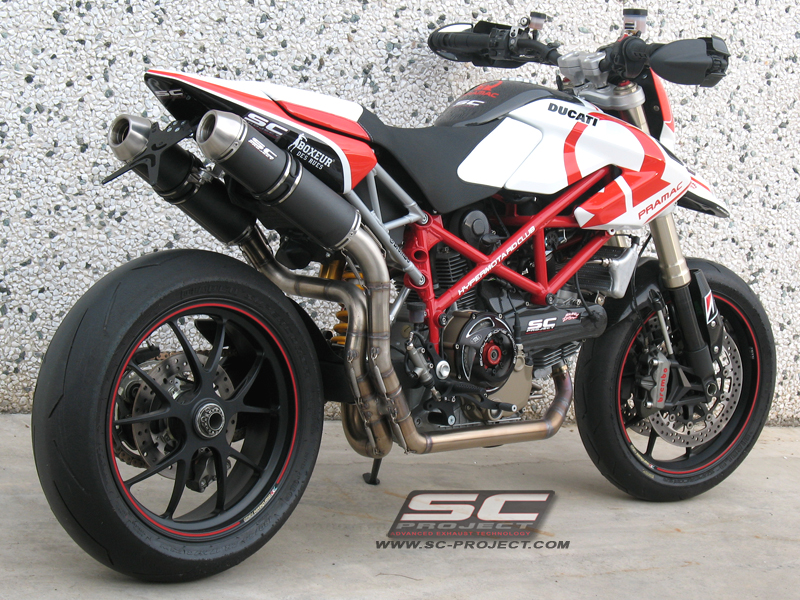 Hypermotard_sc_project_doppio_double_exhaust.jpg