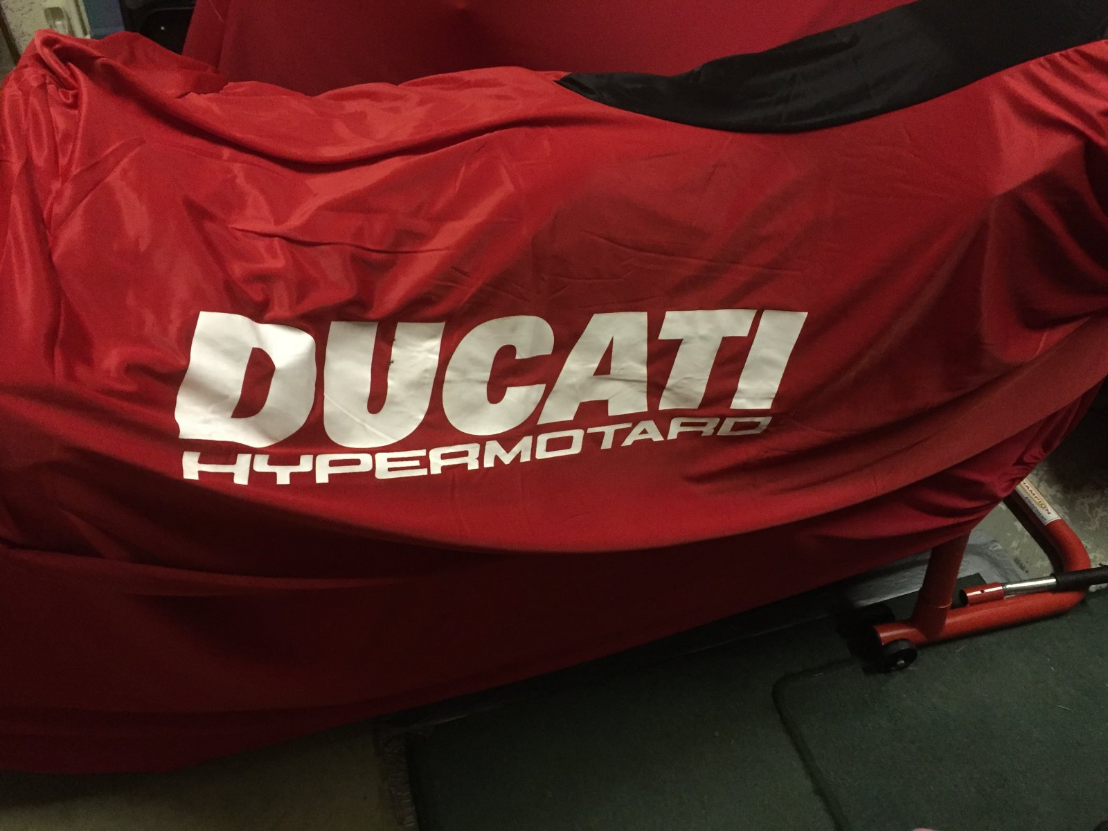 Ducati store hypermotard cover