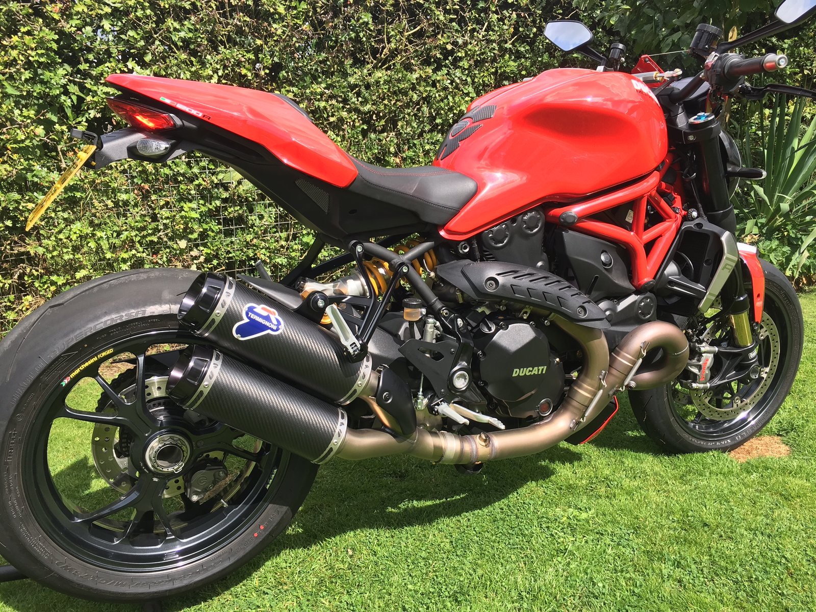 Ducati monster 1200 r termignoni exhaust hot sale