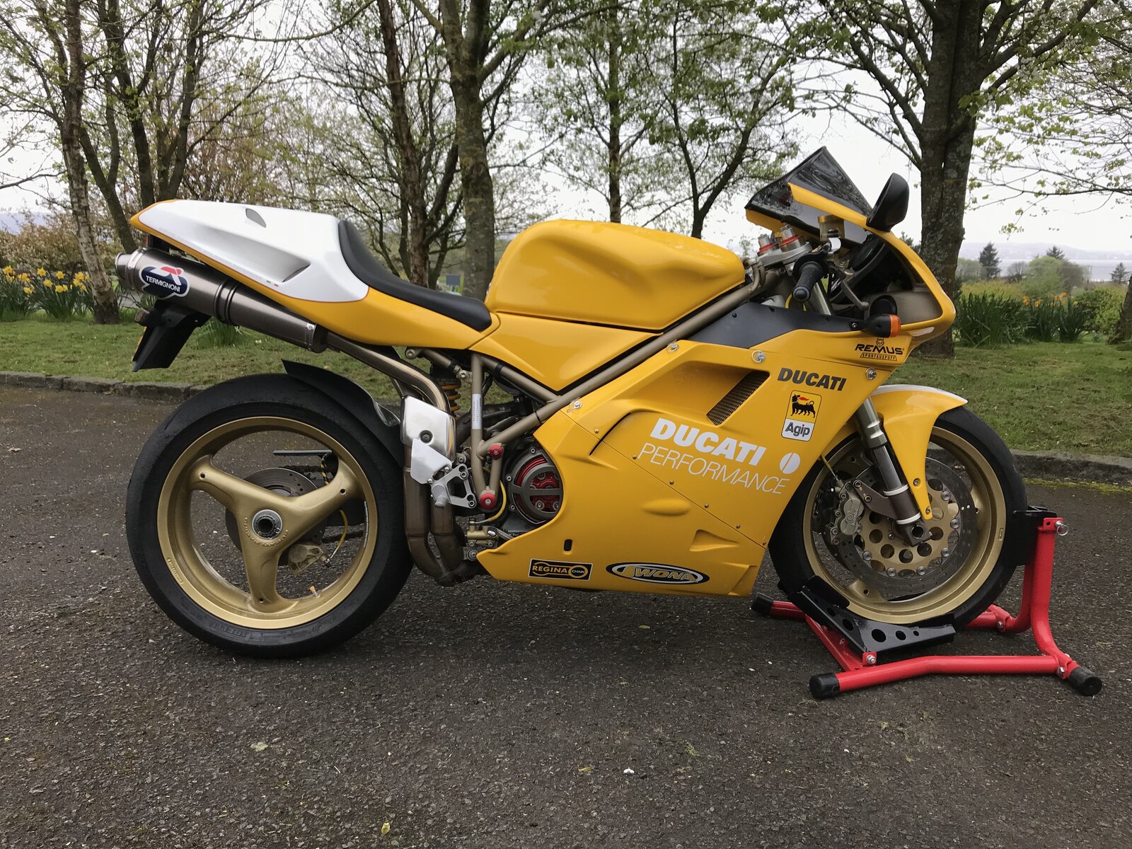 For Sale Stunning Yellow 916 Rare Ducati Forum 