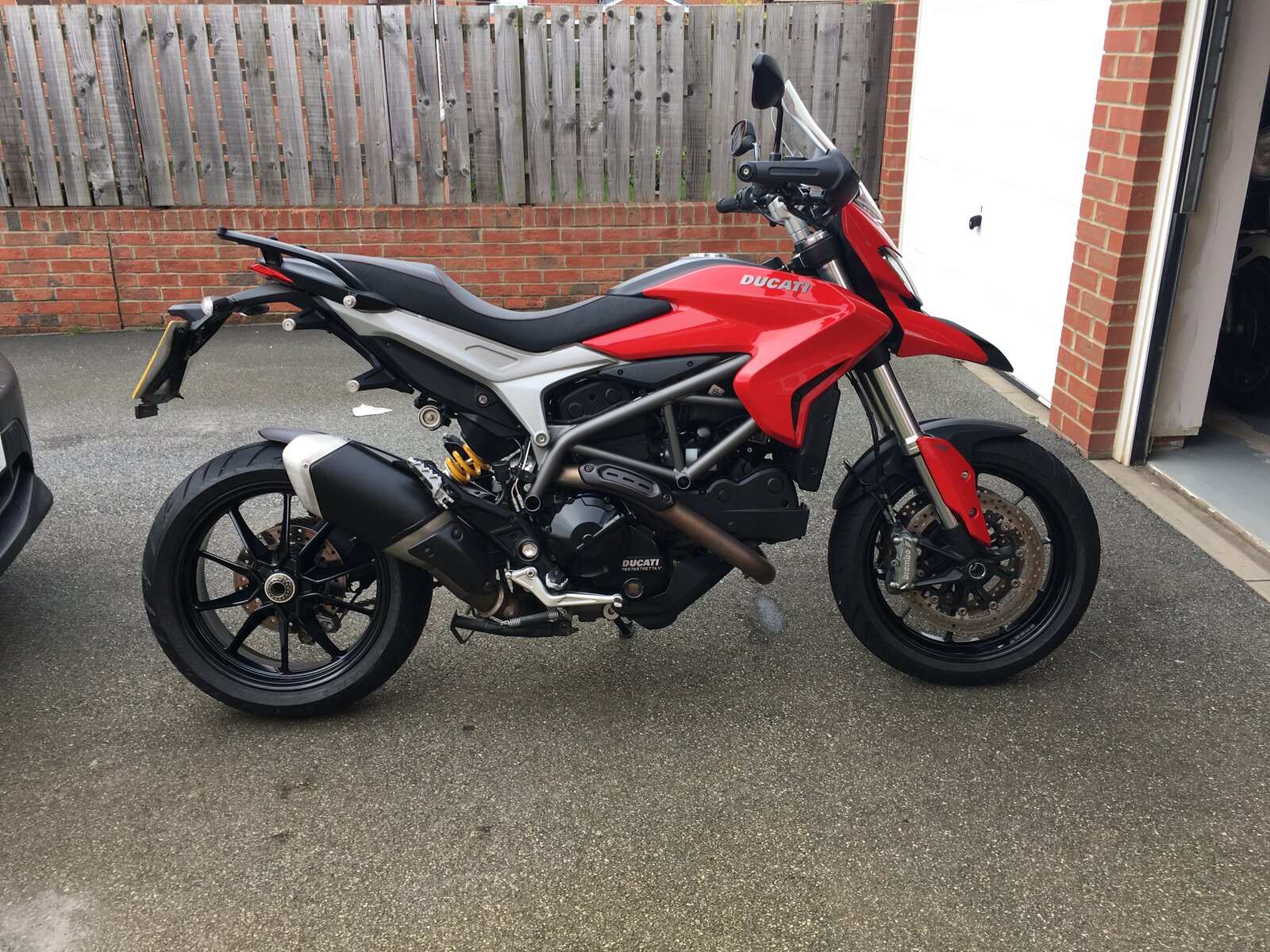 Ducati hyperstrada deals 821 for sale