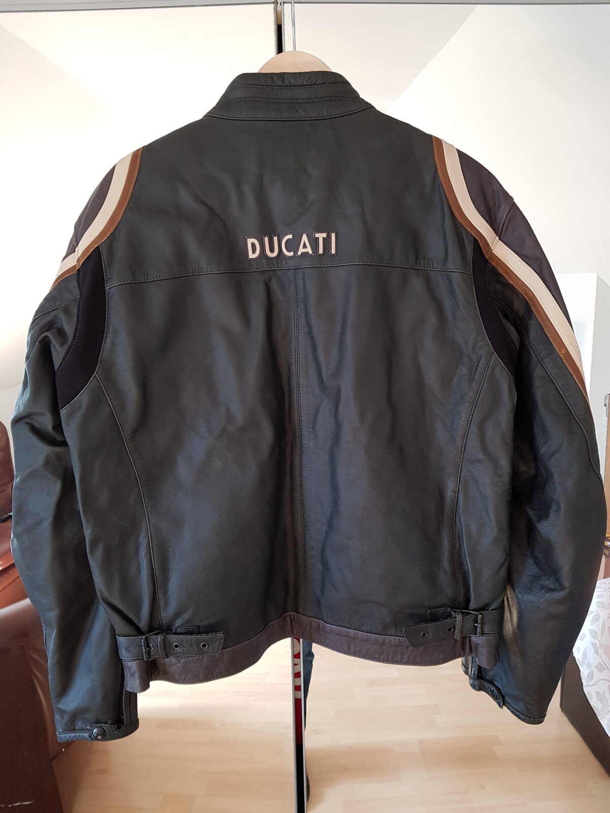 jacket 2.jpg